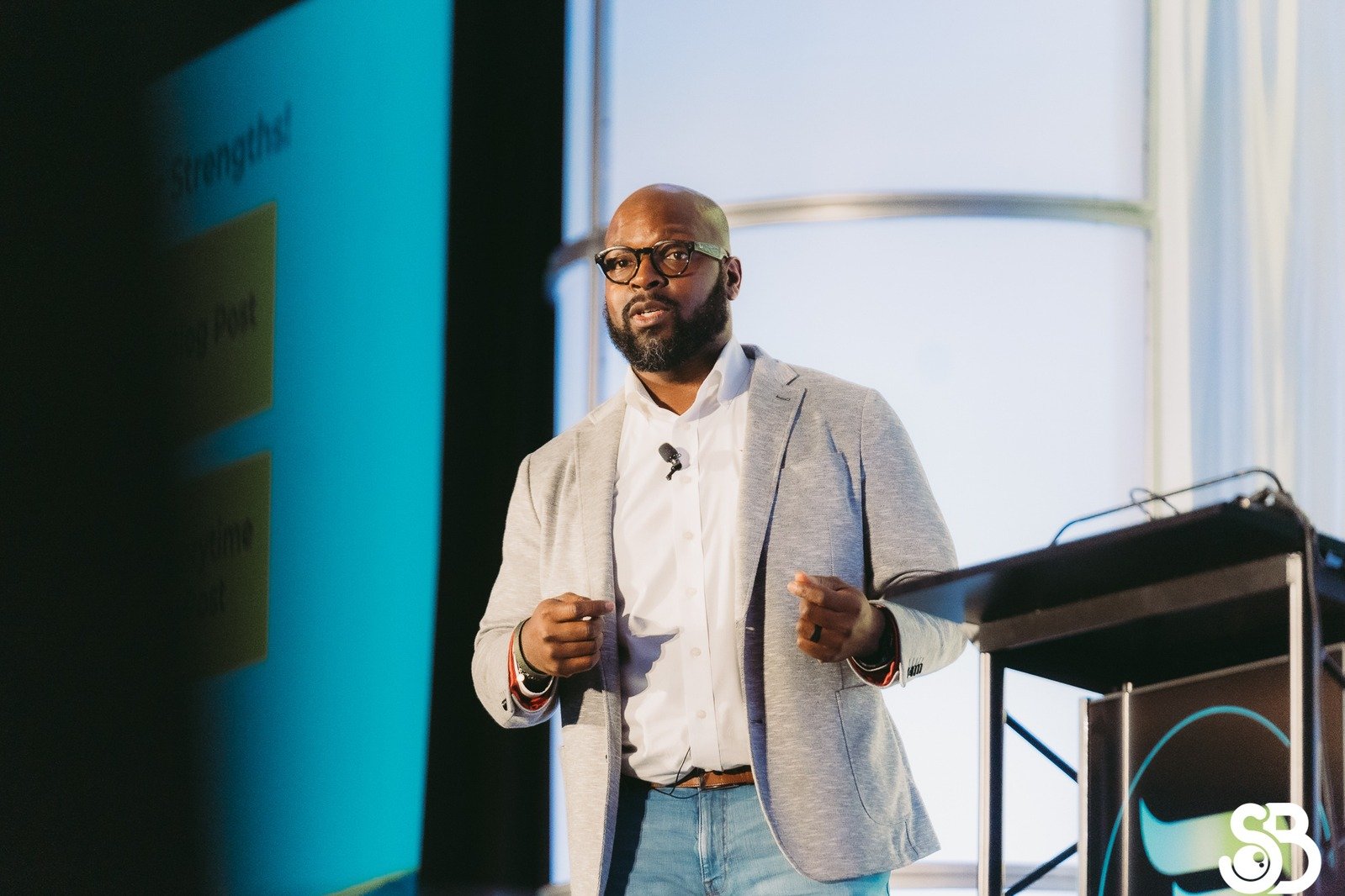 Dorrel Willis speaking on stage